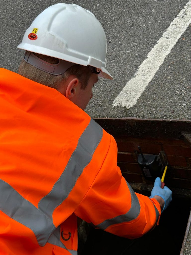 Installing the BDT blocked sewer alarm