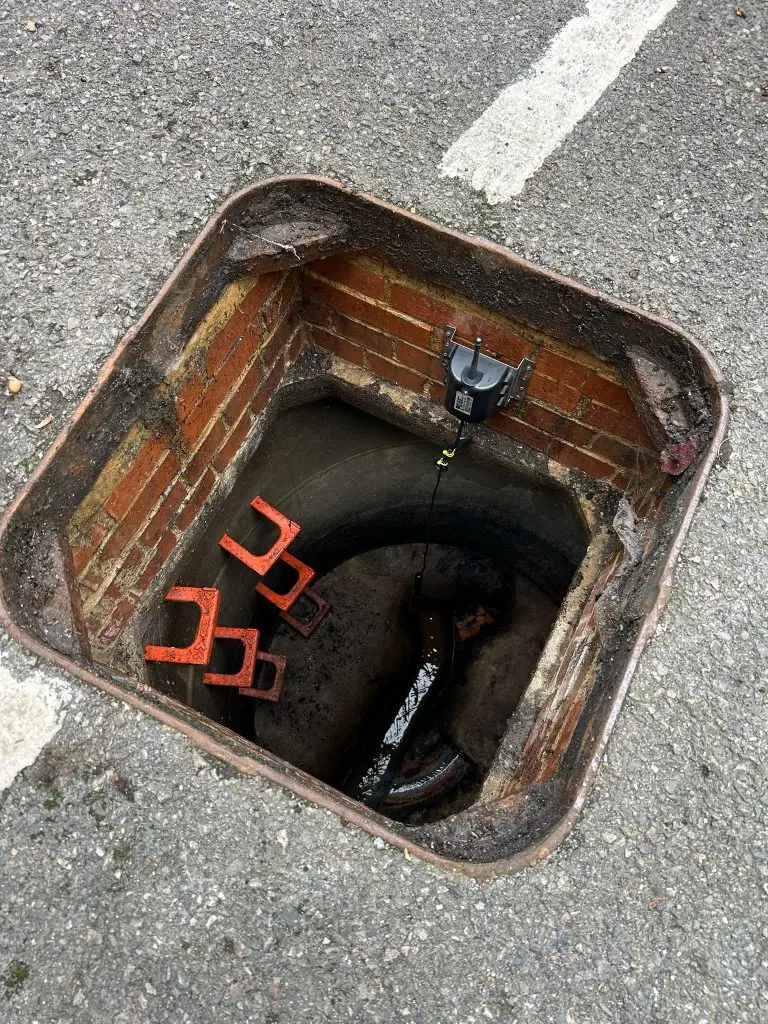 BDT level sensor in chamber